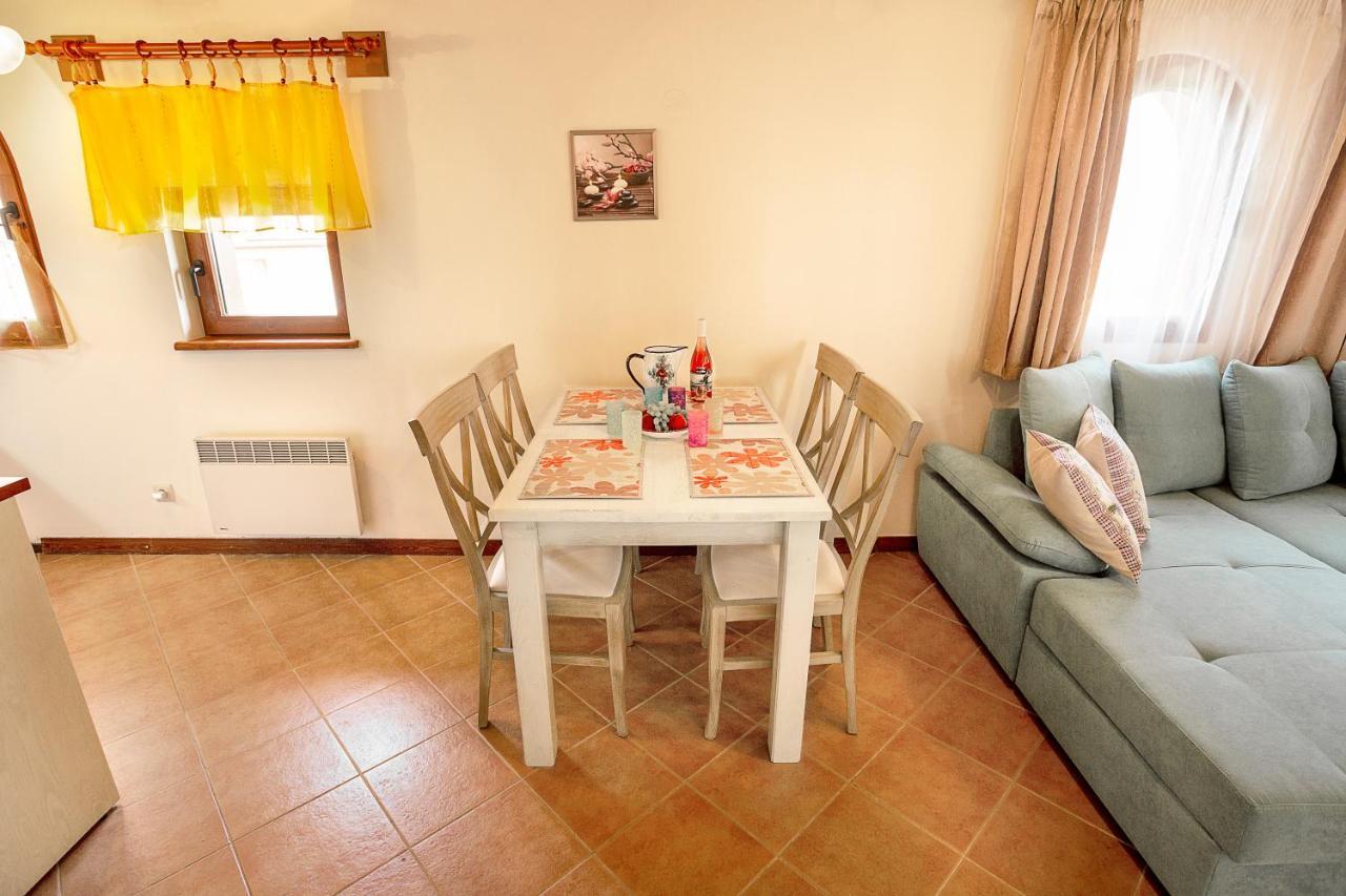 Mountain View Pirin Golf Apartamento Bansko Exterior foto